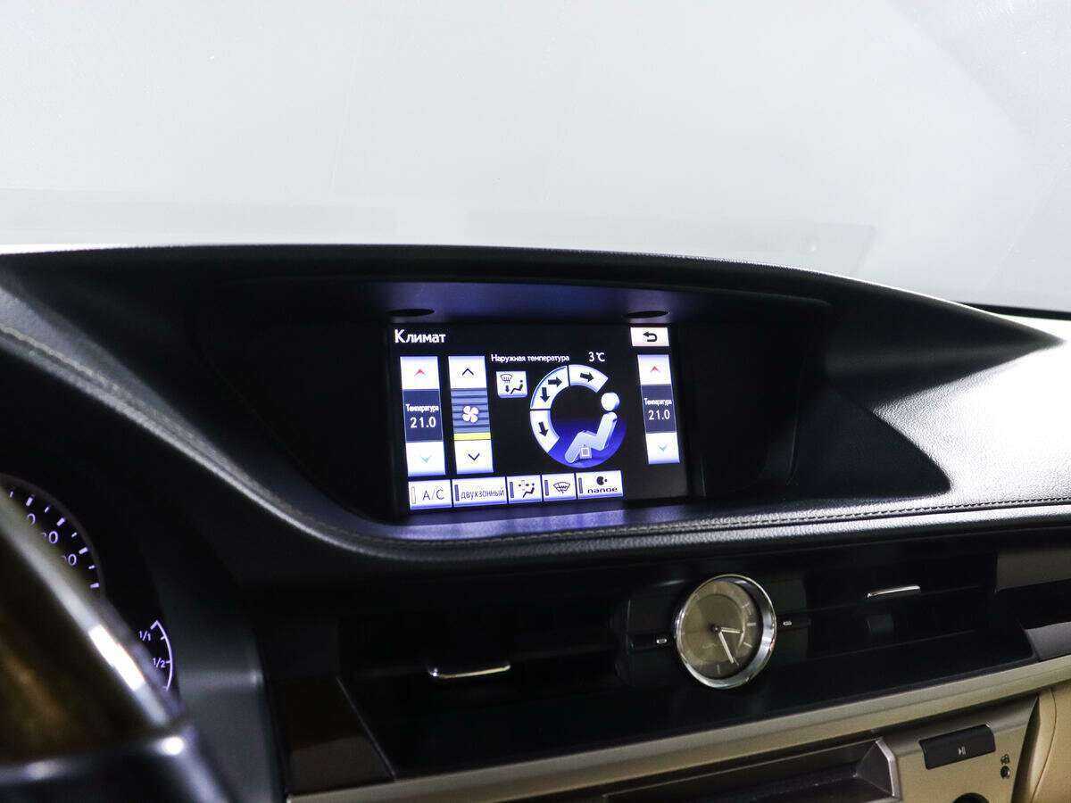 Купить Lexus ES с пробегом. Фото: #13