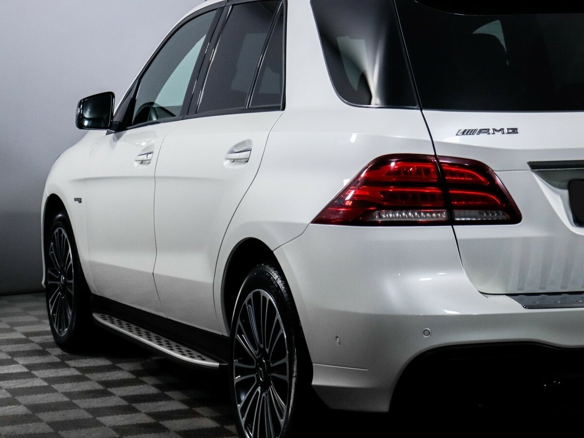 Купить Mercedes-Benz GLE AMG с пробегом. Фото: #18