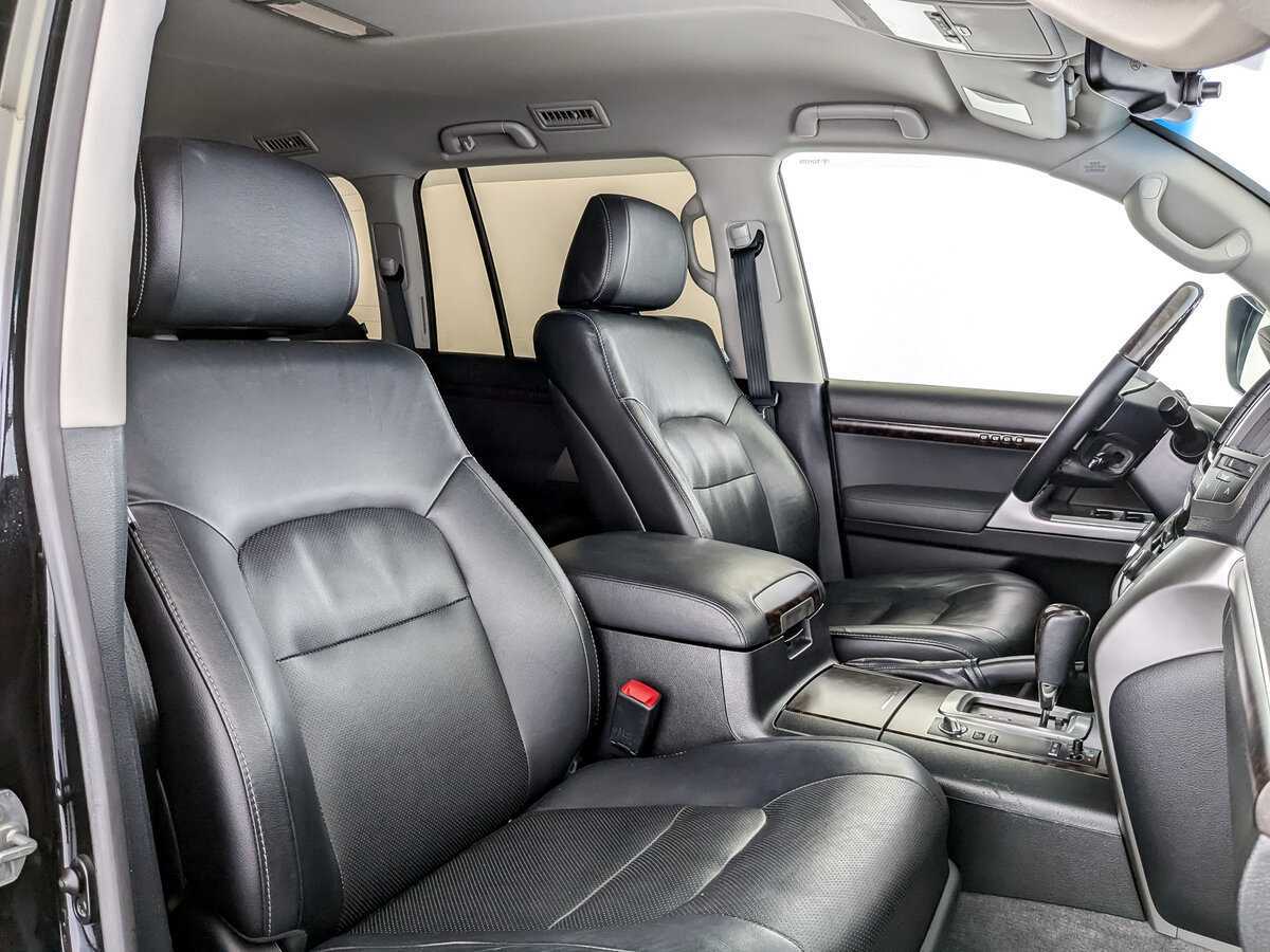 Купить Toyota Land Cruiser с пробегом. Фото: #19