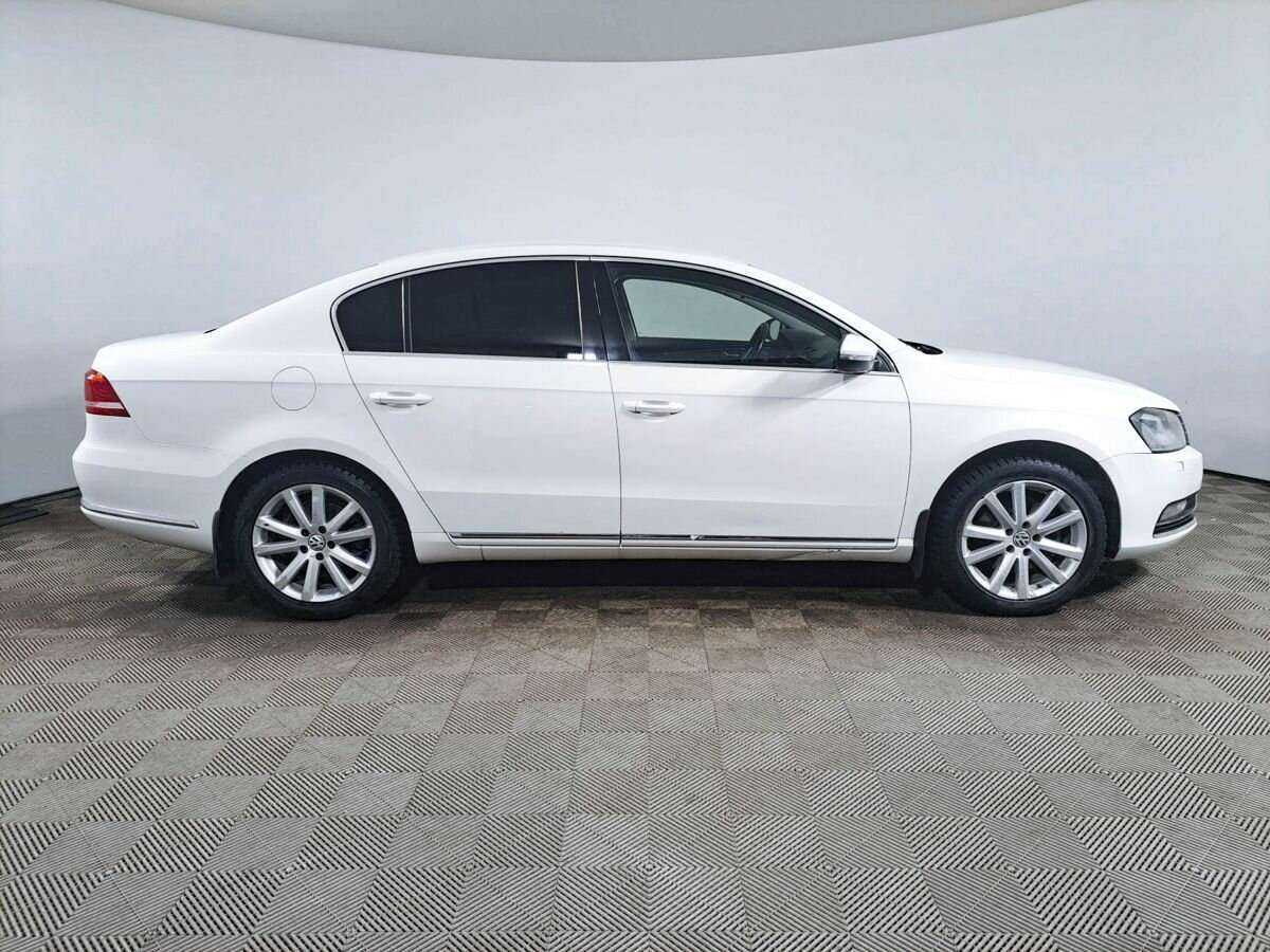 Купить Volkswagen Passat с пробегом. Фото: #3