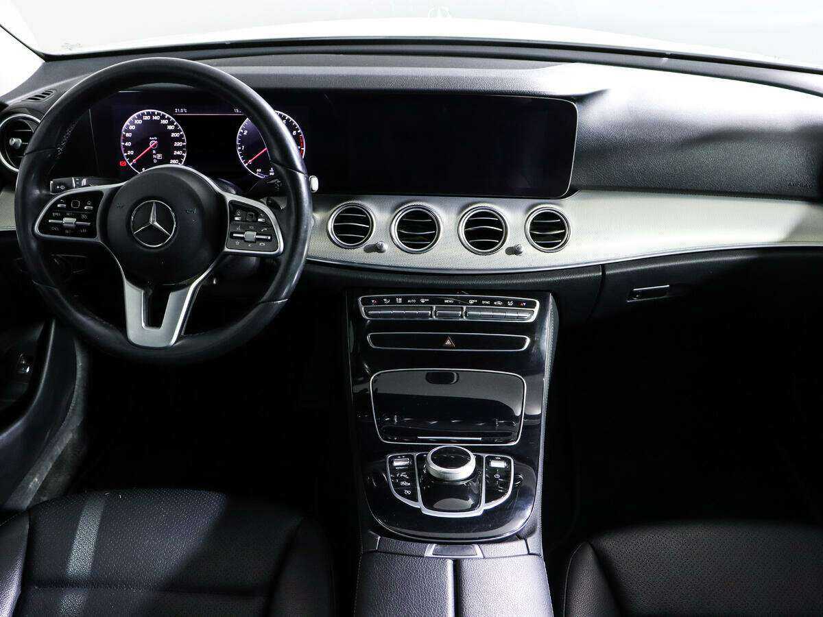 Купить Mercedes-Benz E-Класс с пробегом. Фото: #9