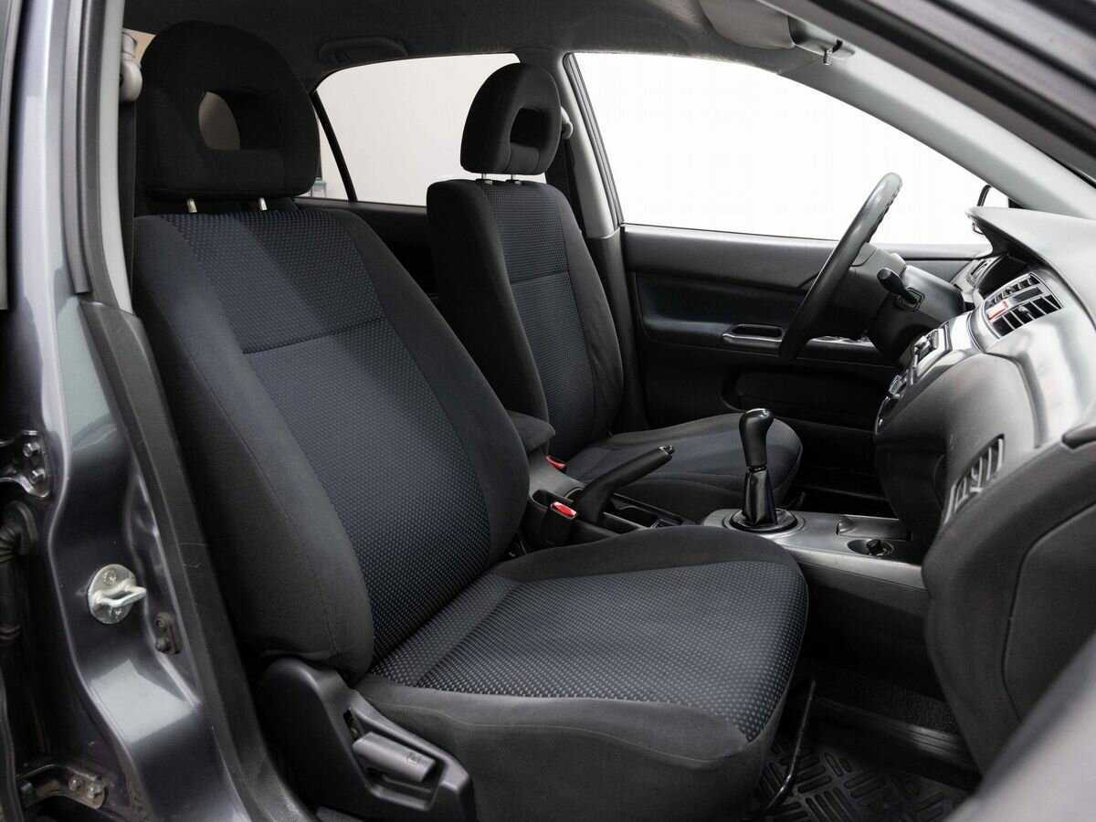 Купить Mitsubishi Lancer с пробегом. Фото: #10