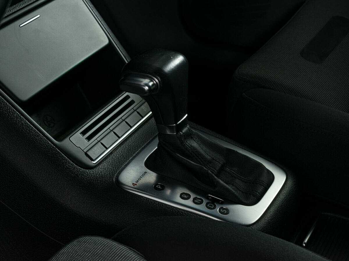 Купить Volkswagen Tiguan с пробегом. Фото: #12