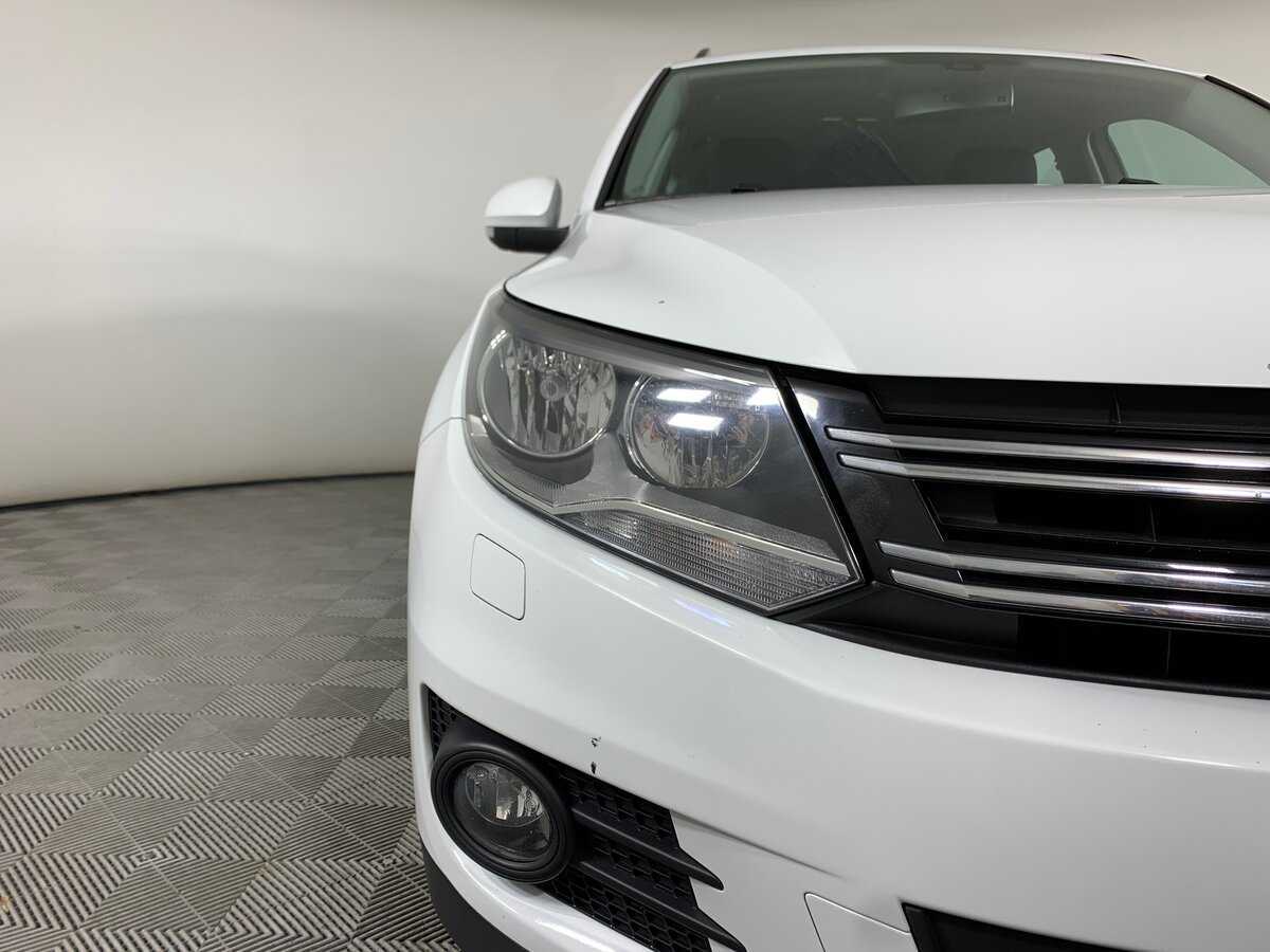 Купить Volkswagen Tiguan с пробегом. Фото: #9