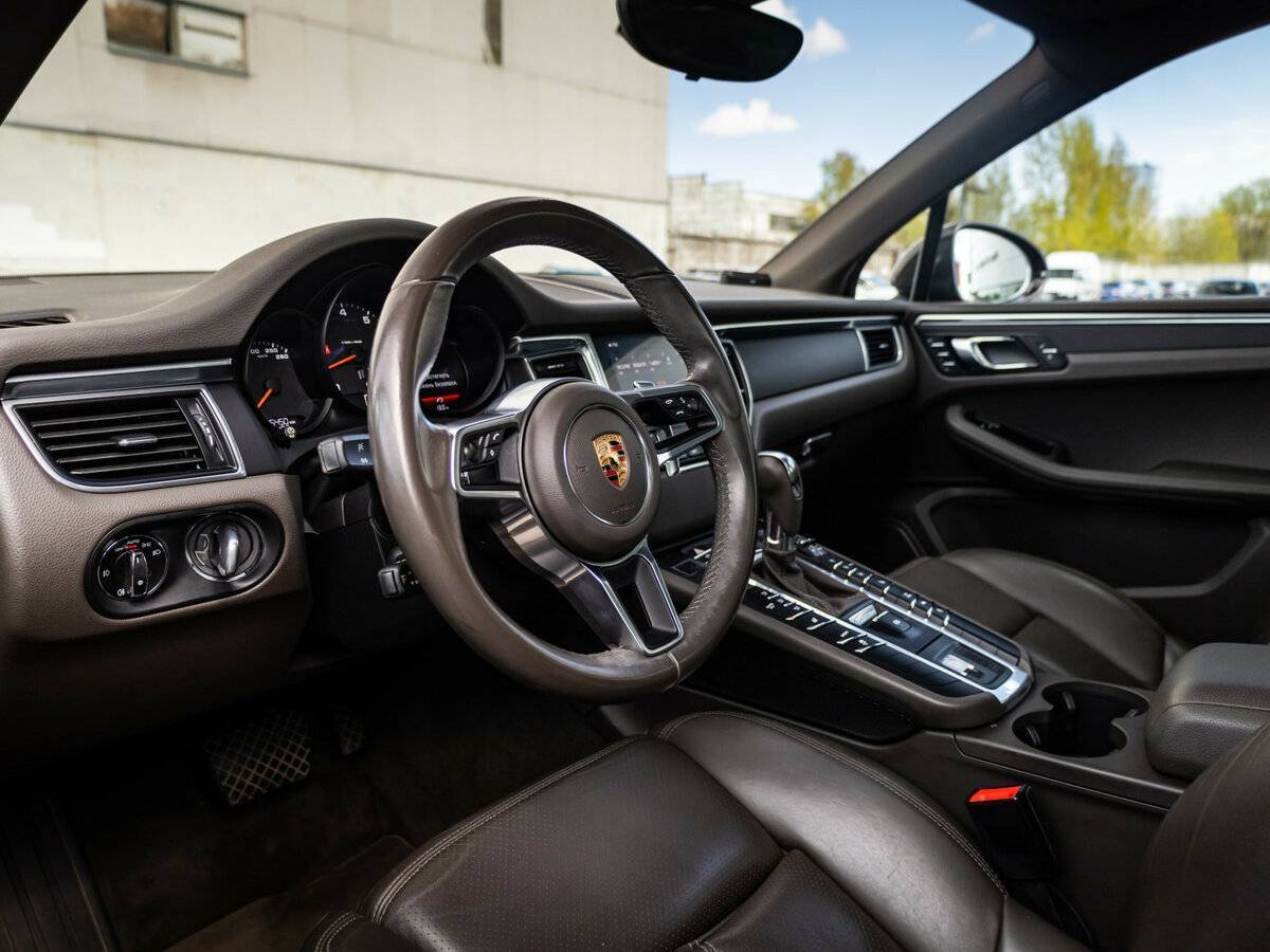 Купить Porsche Macan с пробегом. Фото: #13