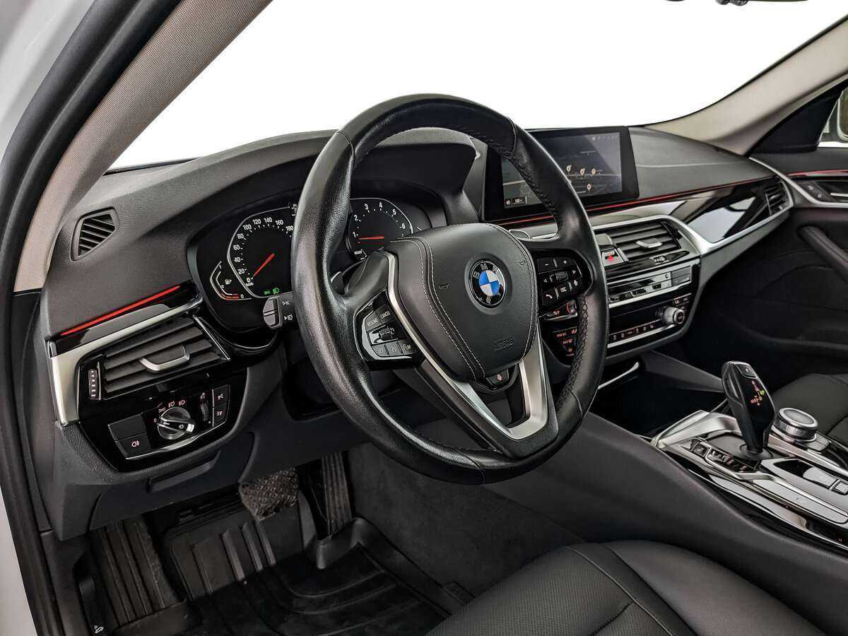 Купить BMW 5 серии с пробегом. Фото: #9