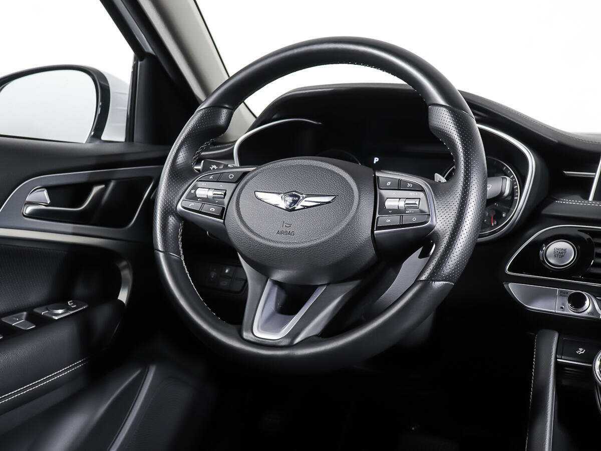 Купить Genesis G70 с пробегом. Фото: #14