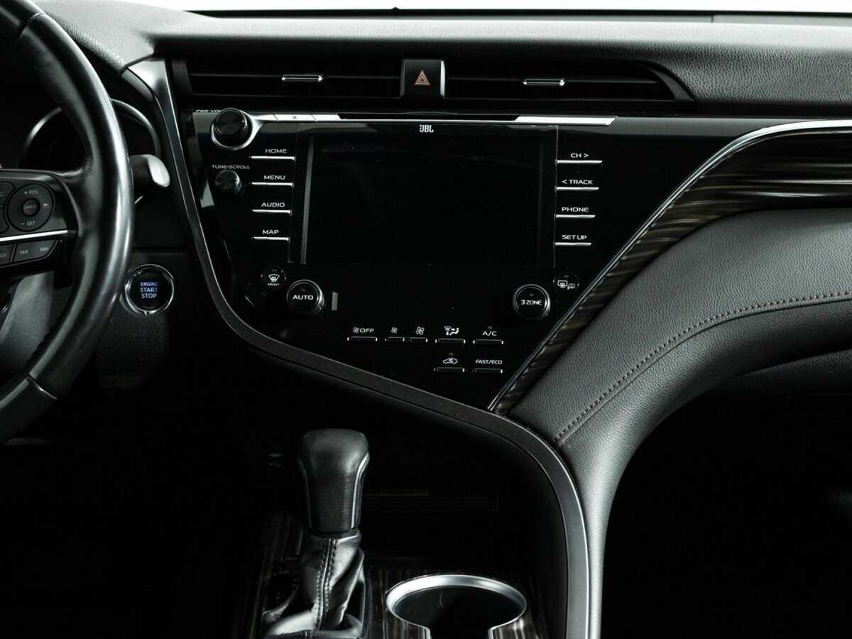 Купить Toyota Camry с пробегом. Фото: #13
