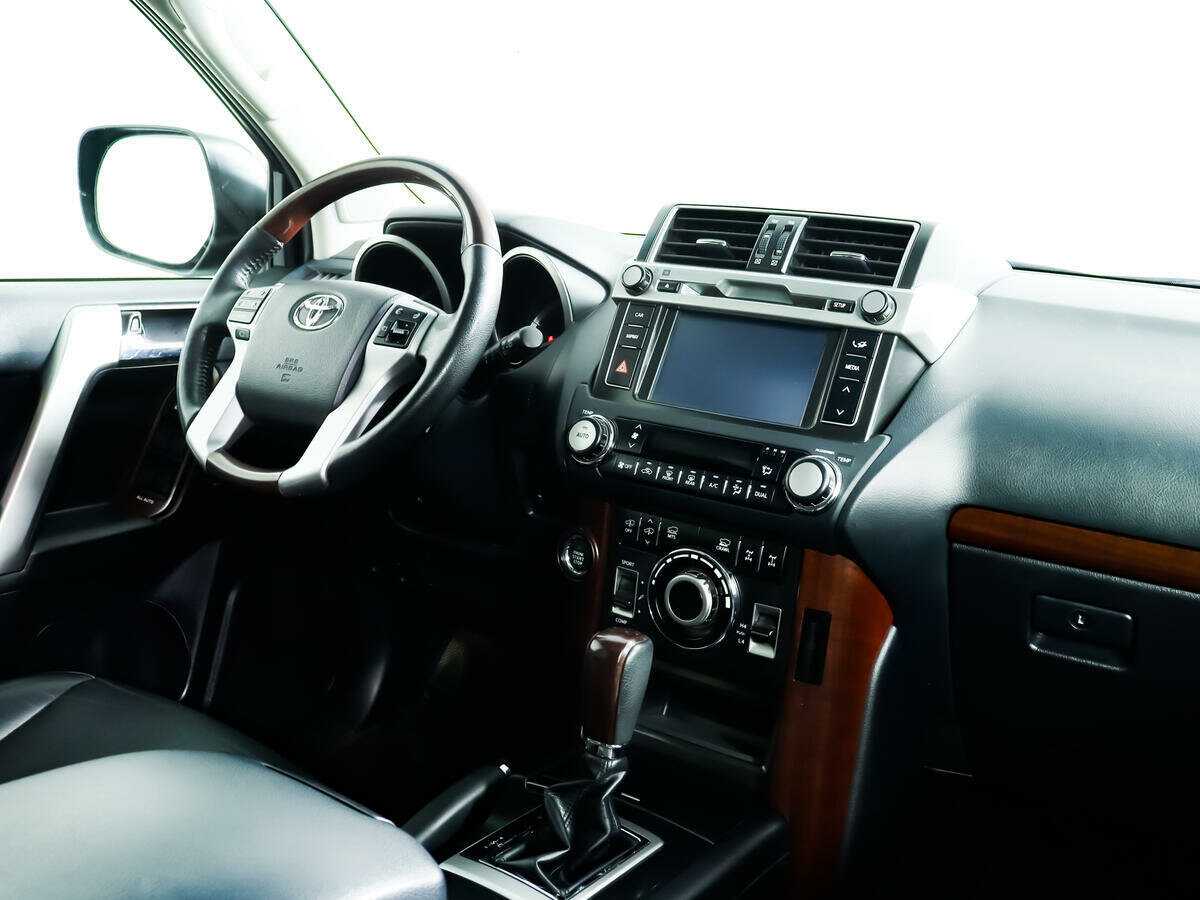 Купить Toyota Land Cruiser Prado с пробегом. Фото: #8