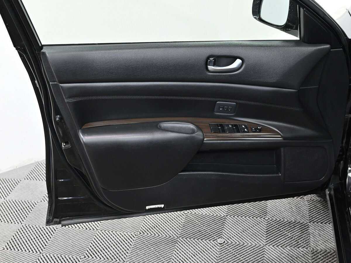 Купить Nissan Teana с пробегом. Фото: #16