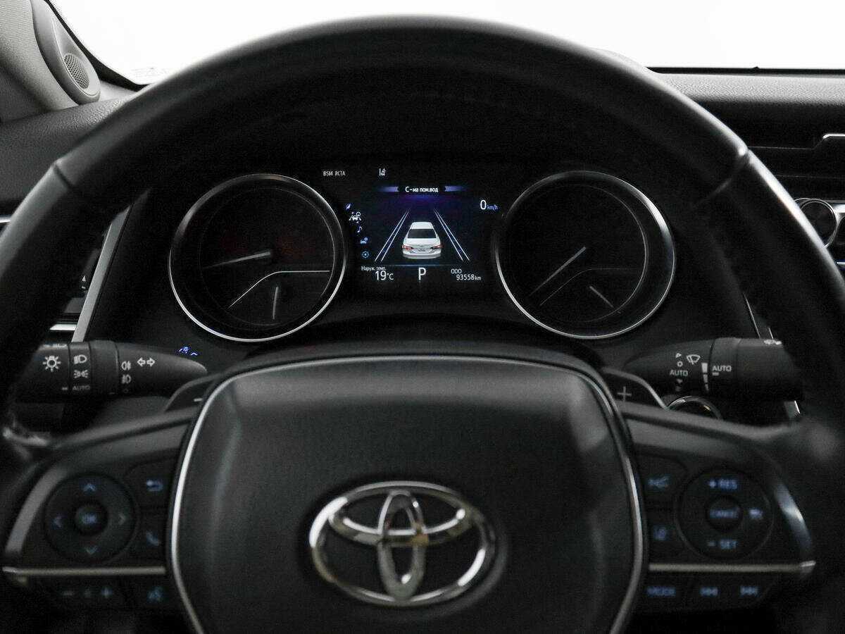 Купить Toyota Camry с пробегом. Фото: #15