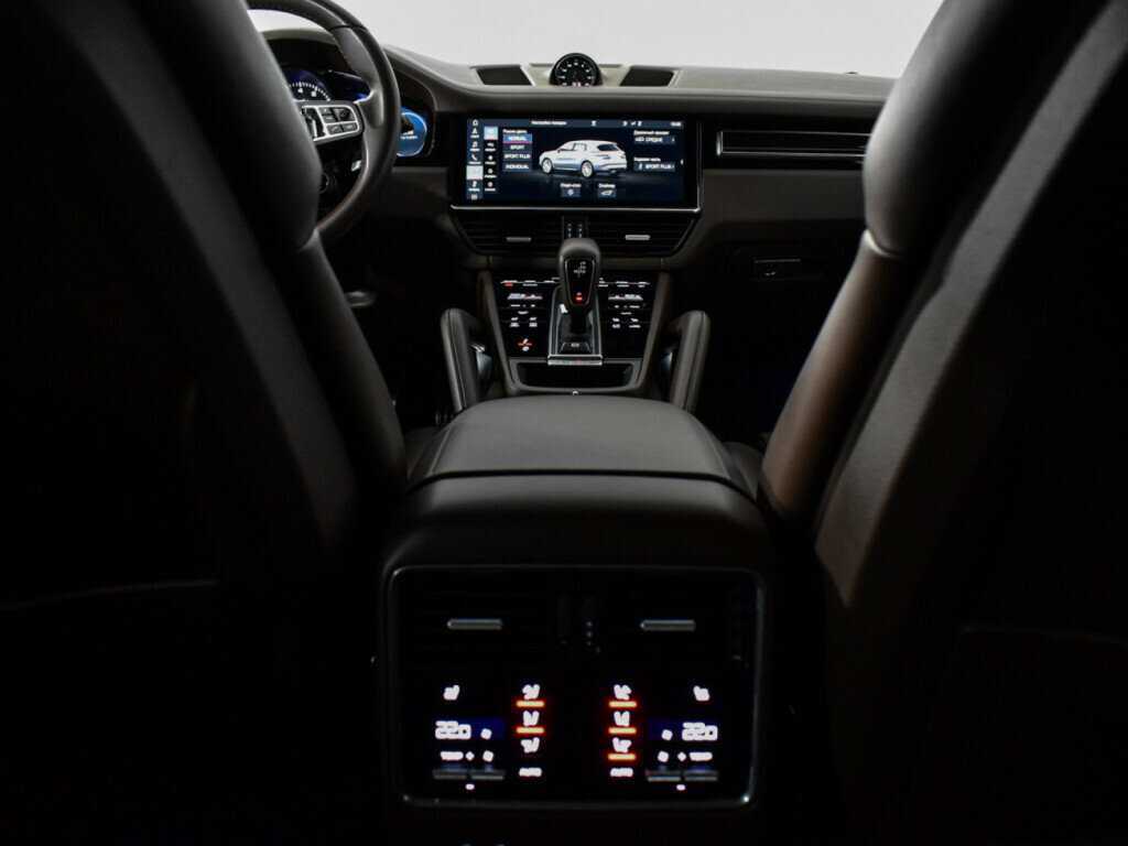 Купить Porsche Cayenne с пробегом. Фото: #20