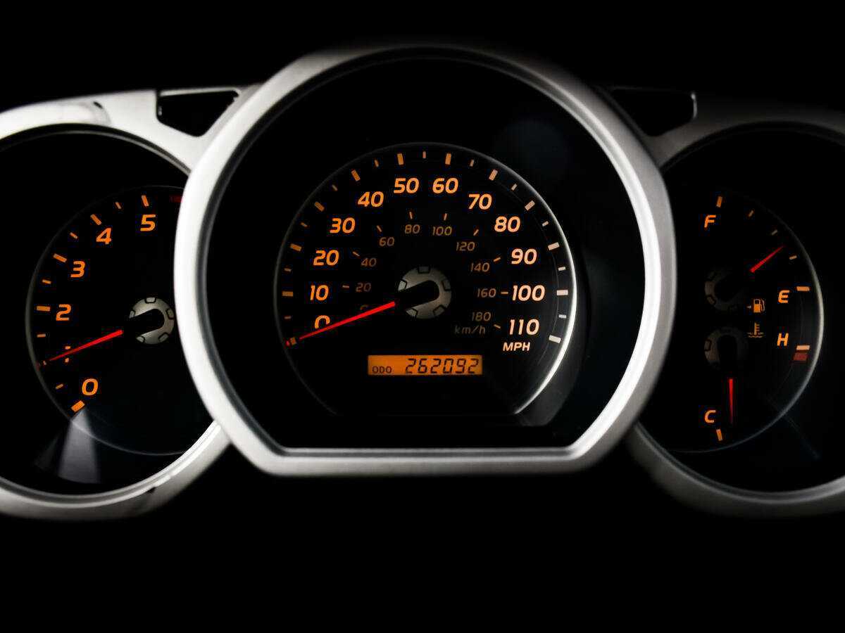 Купить Toyota 4Runner с пробегом. Фото: #9