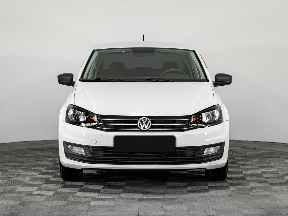 Купить Volkswagen Polo с пробегом. Фото: #1