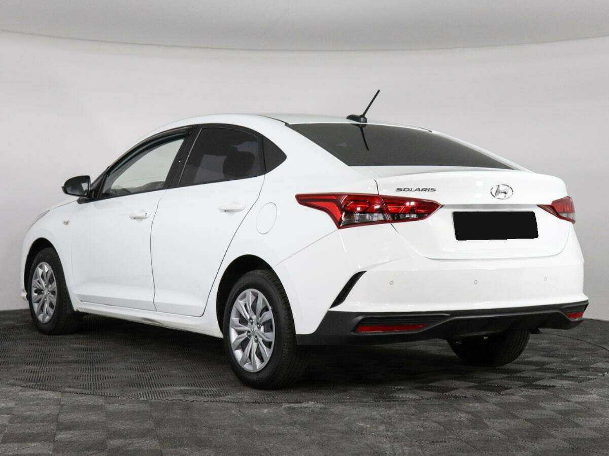 Купить Hyundai Solaris с пробегом. Фото: #6