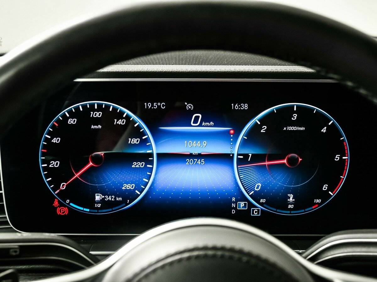 Купить Mercedes-Benz GLE с пробегом. Фото: #9