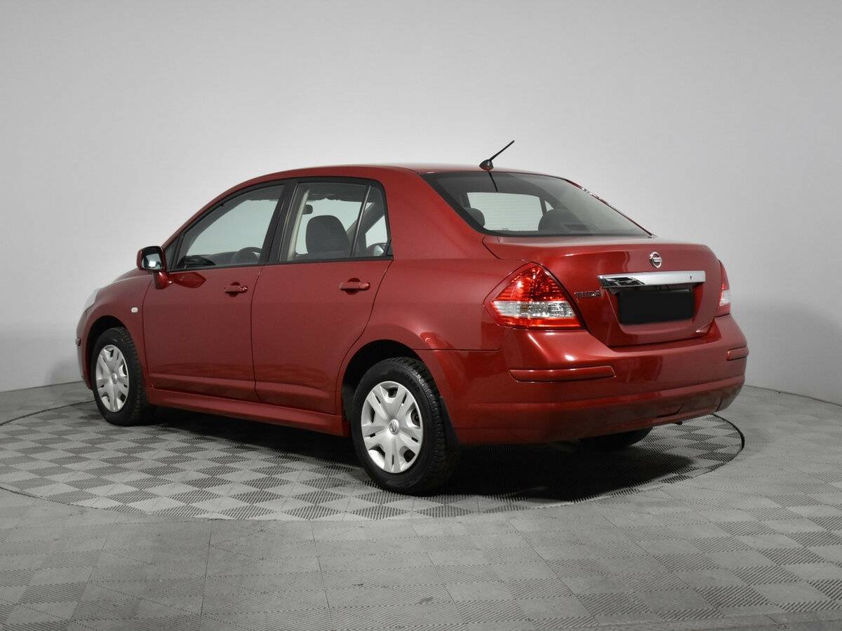 Купить Nissan Tiida с пробегом. Фото: #6