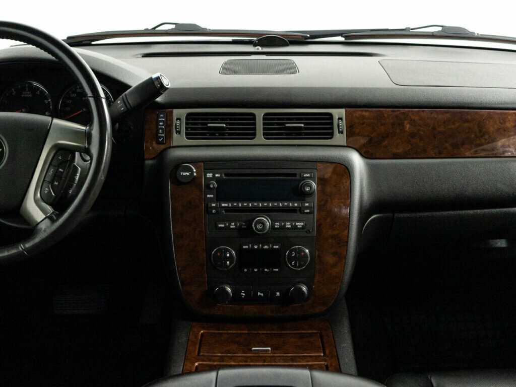Купить Chevrolet Tahoe с пробегом. Фото: #11