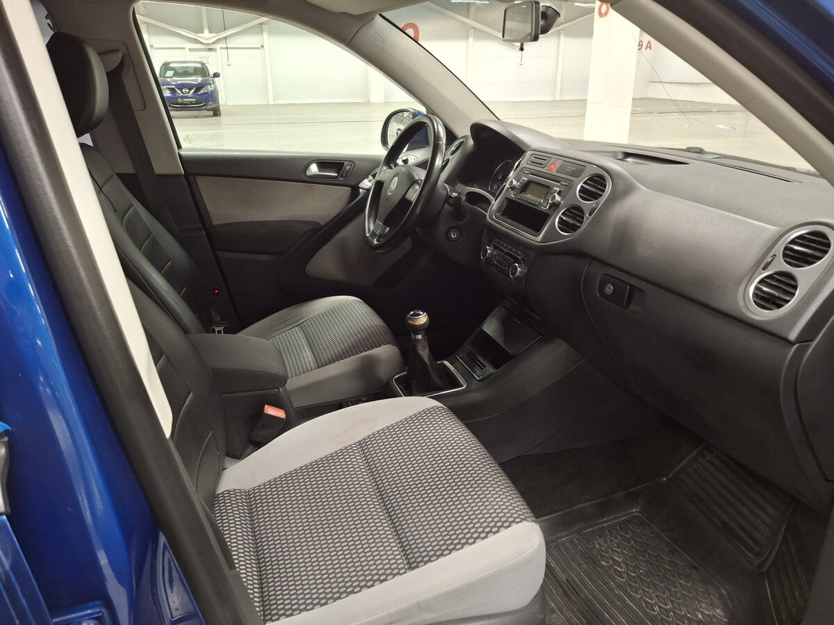 Купить Volkswagen Tiguan с пробегом. Фото: #10