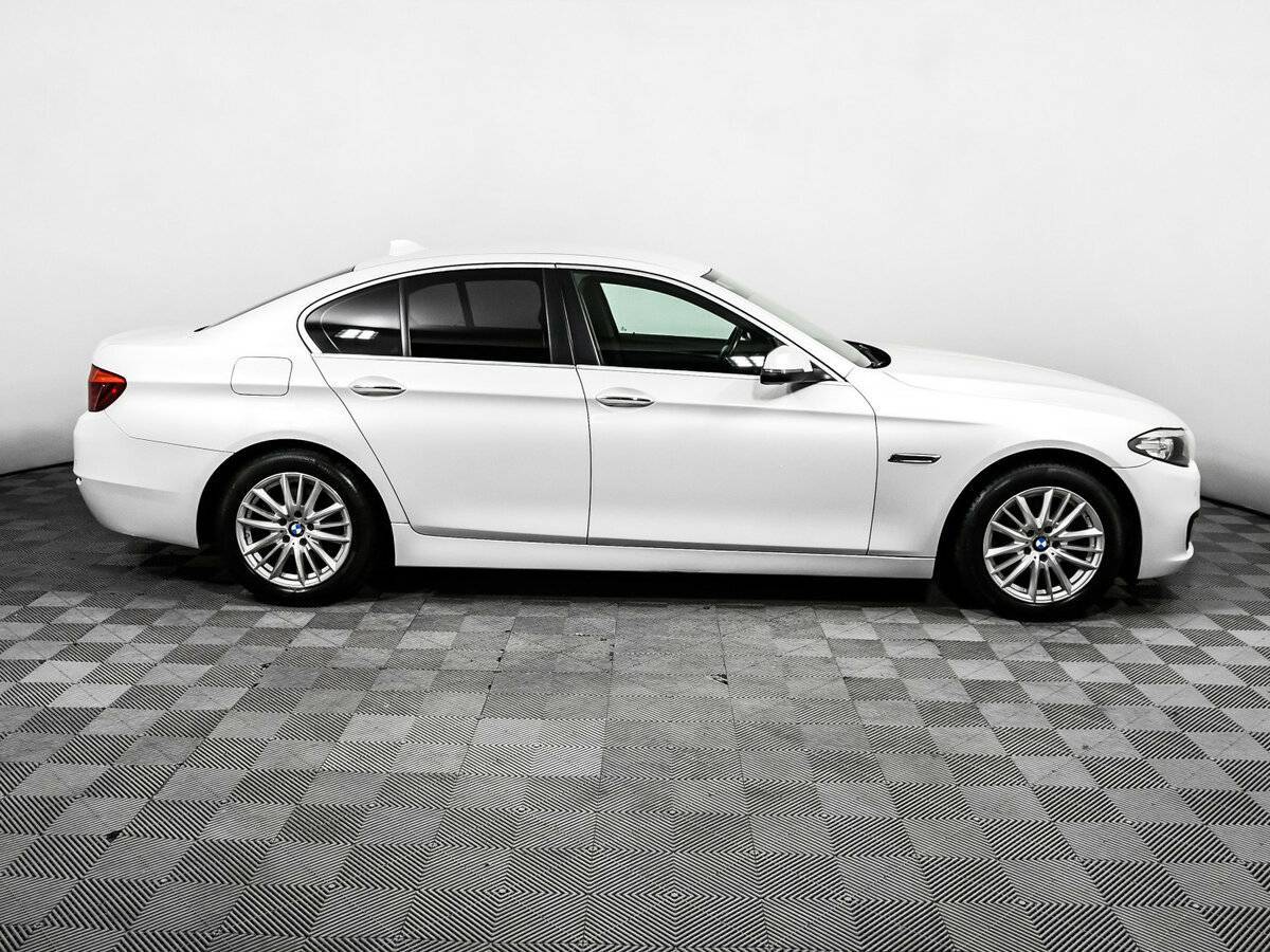 Купить BMW 5 серии с пробегом. Фото: #3