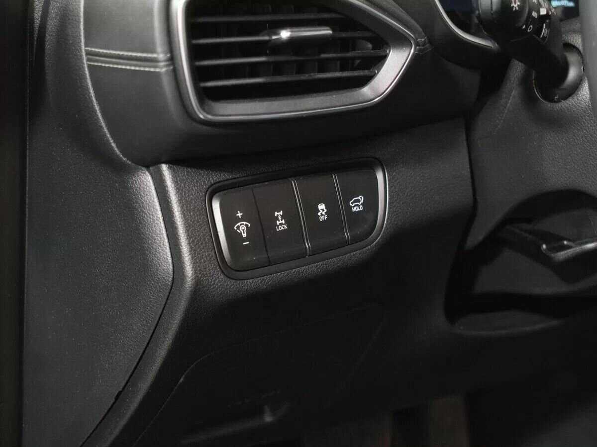 Купить Hyundai Santa Fe с пробегом. Фото: #16