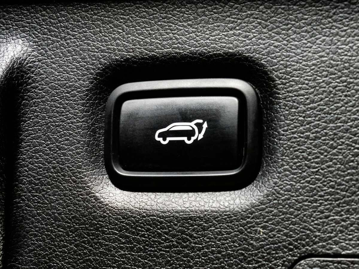 Купить Hyundai Santa Fe с пробегом. Фото: #21