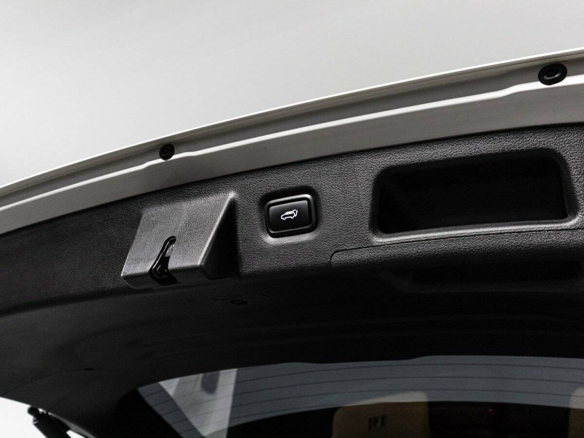 Купить Hyundai Santa Fe с пробегом. Фото: #14
