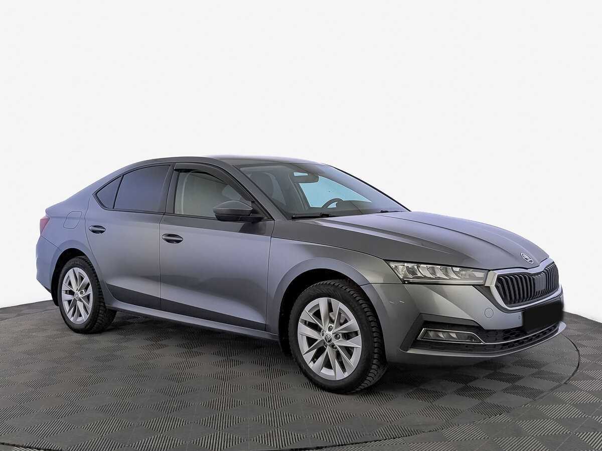 Купить Skoda Octavia с пробегом. Фото: #2