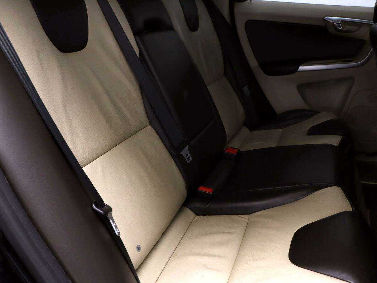 Купить Volvo XC60 с пробегом. Фото: #6