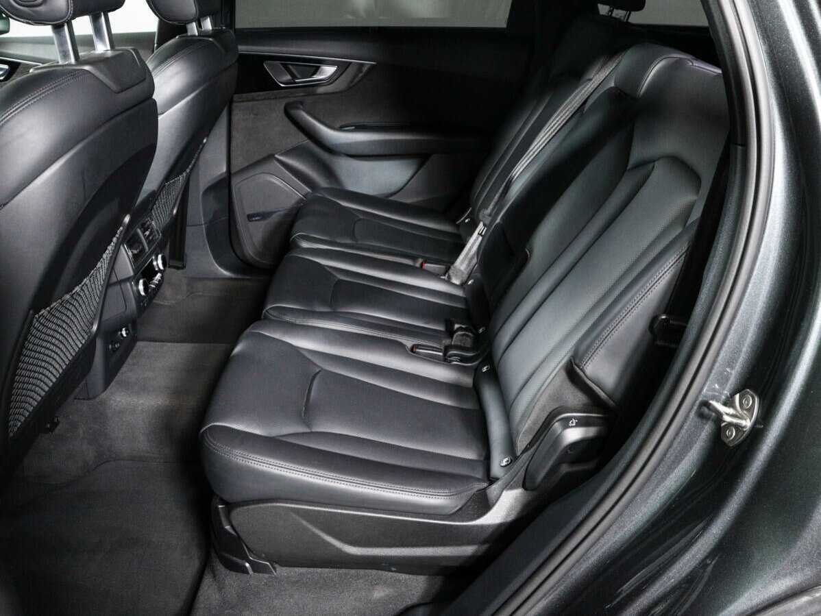 Купить Audi Q7 с пробегом. Фото: #6