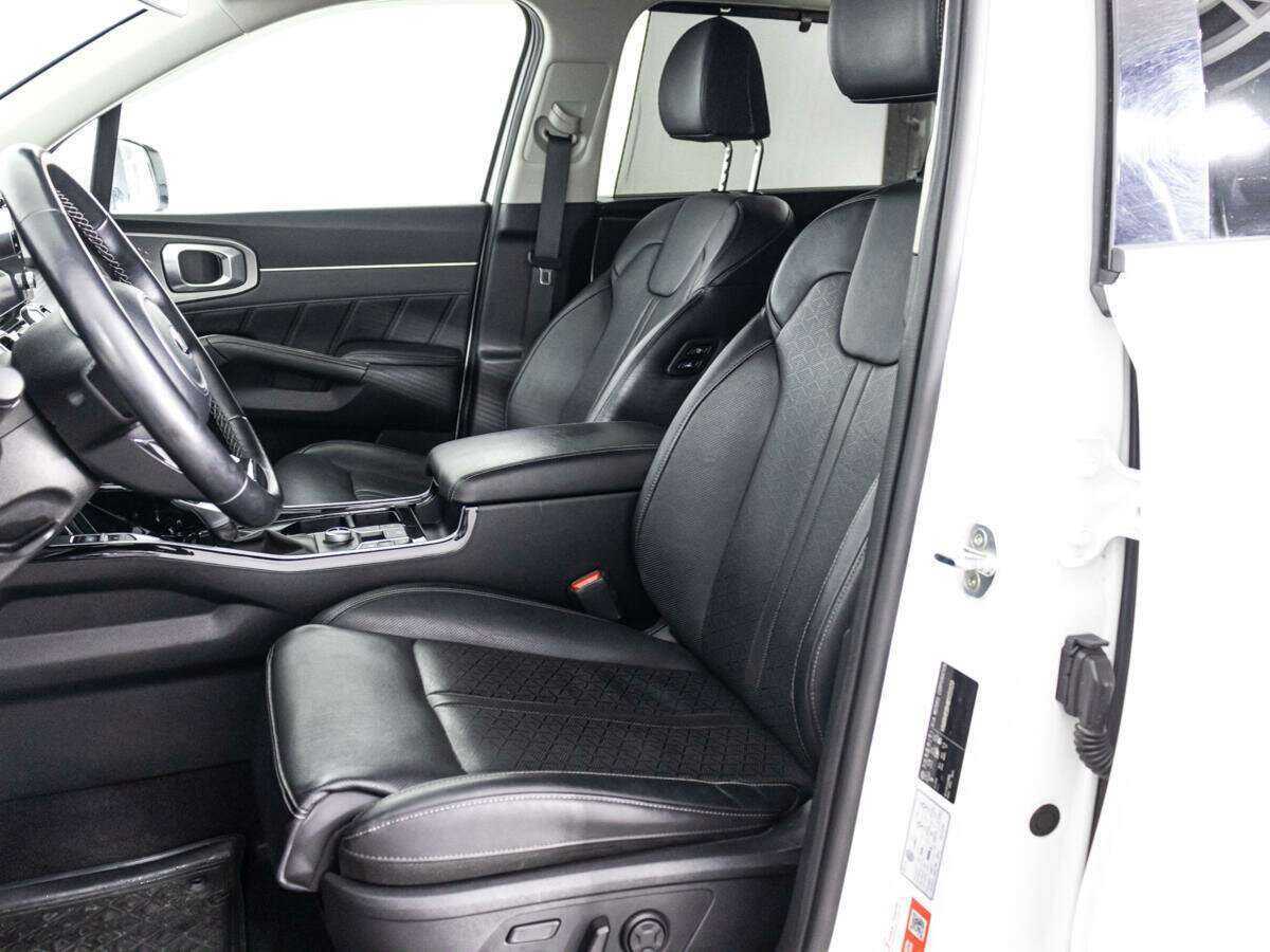 Купить Kia Sorento с пробегом. Фото: #16