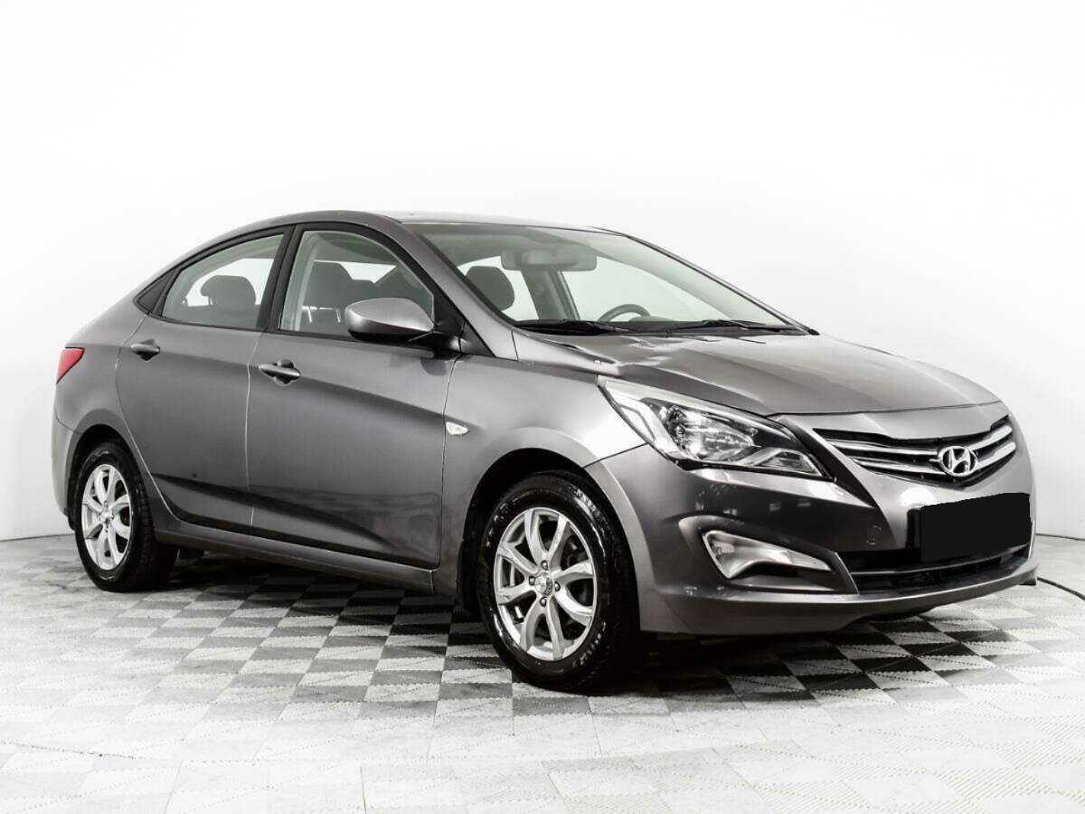 Купить Hyundai Solaris с пробегом. Фото: #2