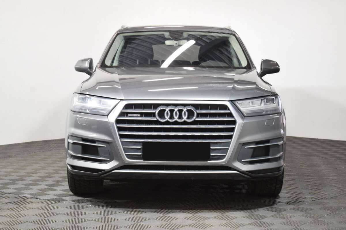 Купить Audi Q7 с пробегом. Фото: #1