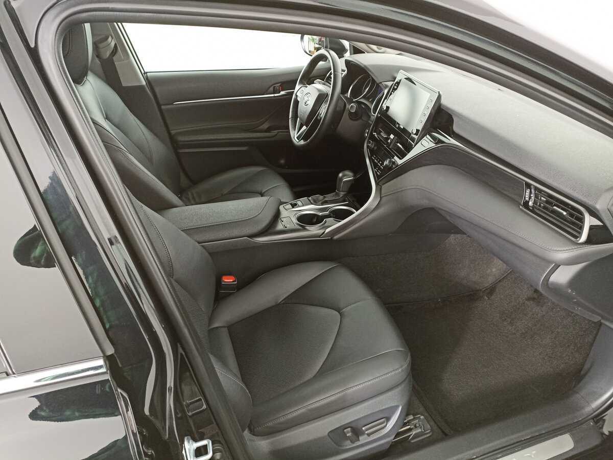 Купить Toyota Camry с пробегом. Фото: #10