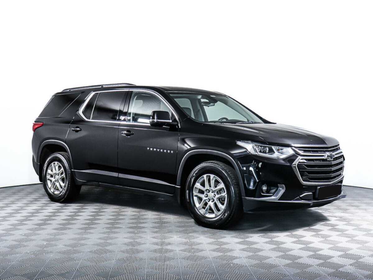 Купить Chevrolet Traverse с пробегом. Фото: #2