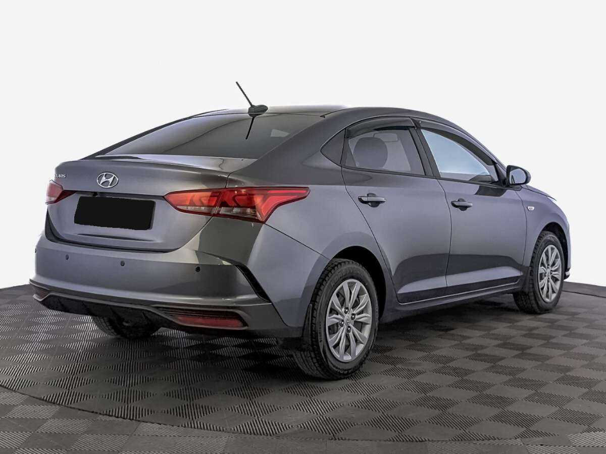 Купить Hyundai Solaris с пробегом. Фото: #4