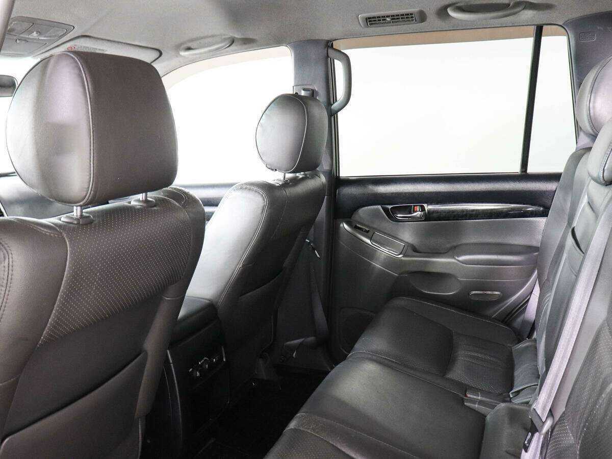 Купить Toyota Land Cruiser Prado с пробегом. Фото: #7