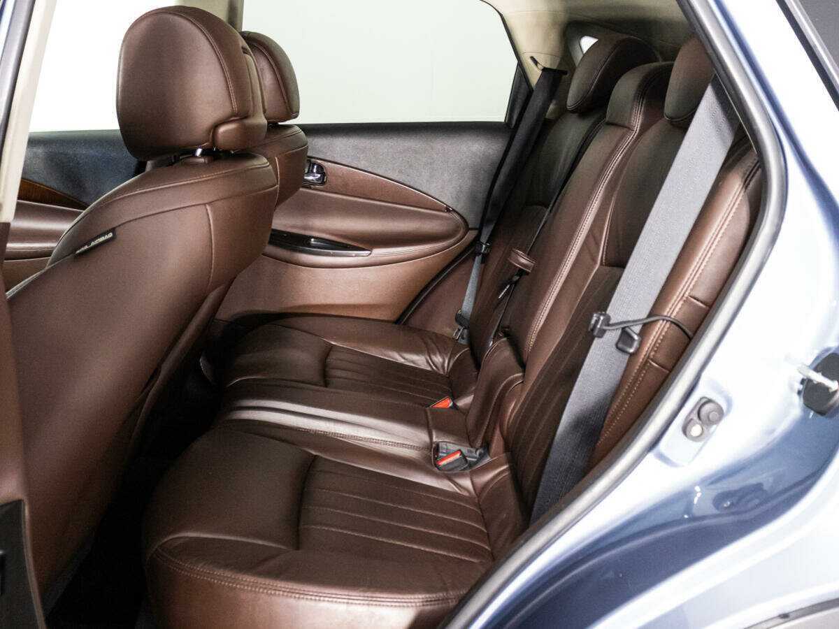 Купить Infiniti EX с пробегом. Фото: #9