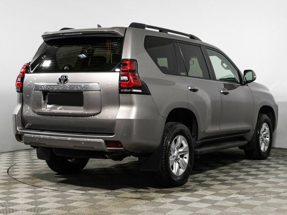 Купить Toyota Land Cruiser Prado с пробегом. Фото: #4