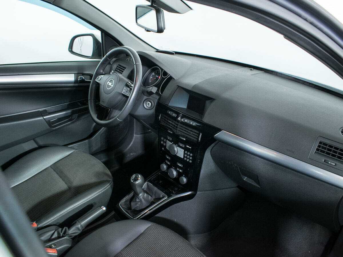Купить Opel Astra с пробегом. Фото: #8