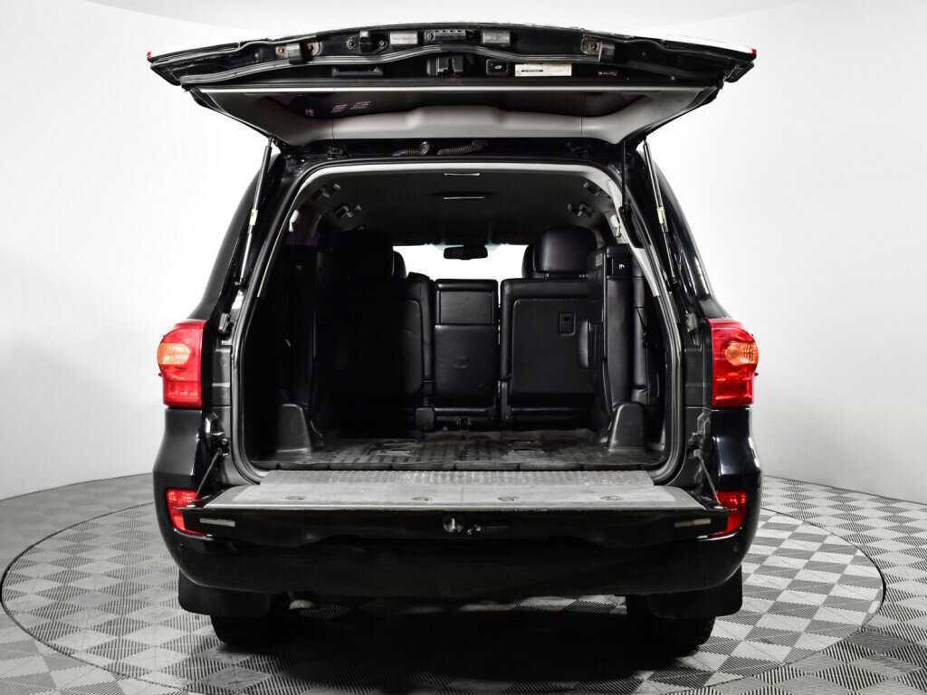 Купить Toyota Land Cruiser с пробегом. Фото: #18