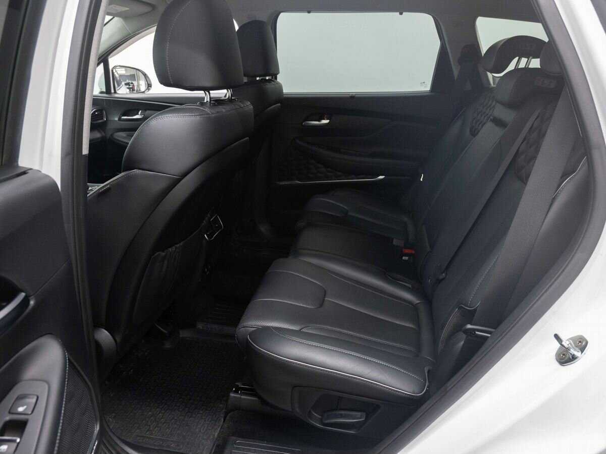 Купить Hyundai Santa Fe с пробегом. Фото: #10