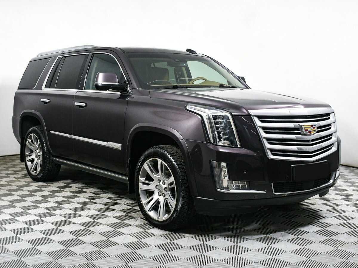 Купить Cadillac Escalade с пробегом. Фото: #2