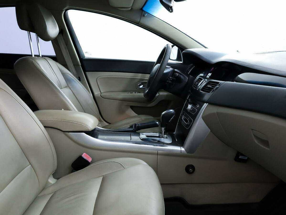 Купить Renault Latitude с пробегом. Фото: #7