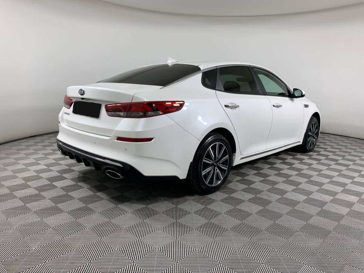 Купить Kia Optima с пробегом. Фото: #4