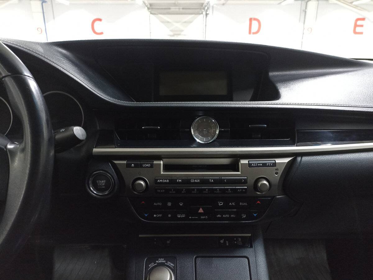 Купить Lexus ES с пробегом. Фото: #14