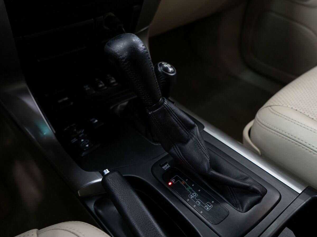 Купить Toyota Land Cruiser Prado с пробегом. Фото: #13