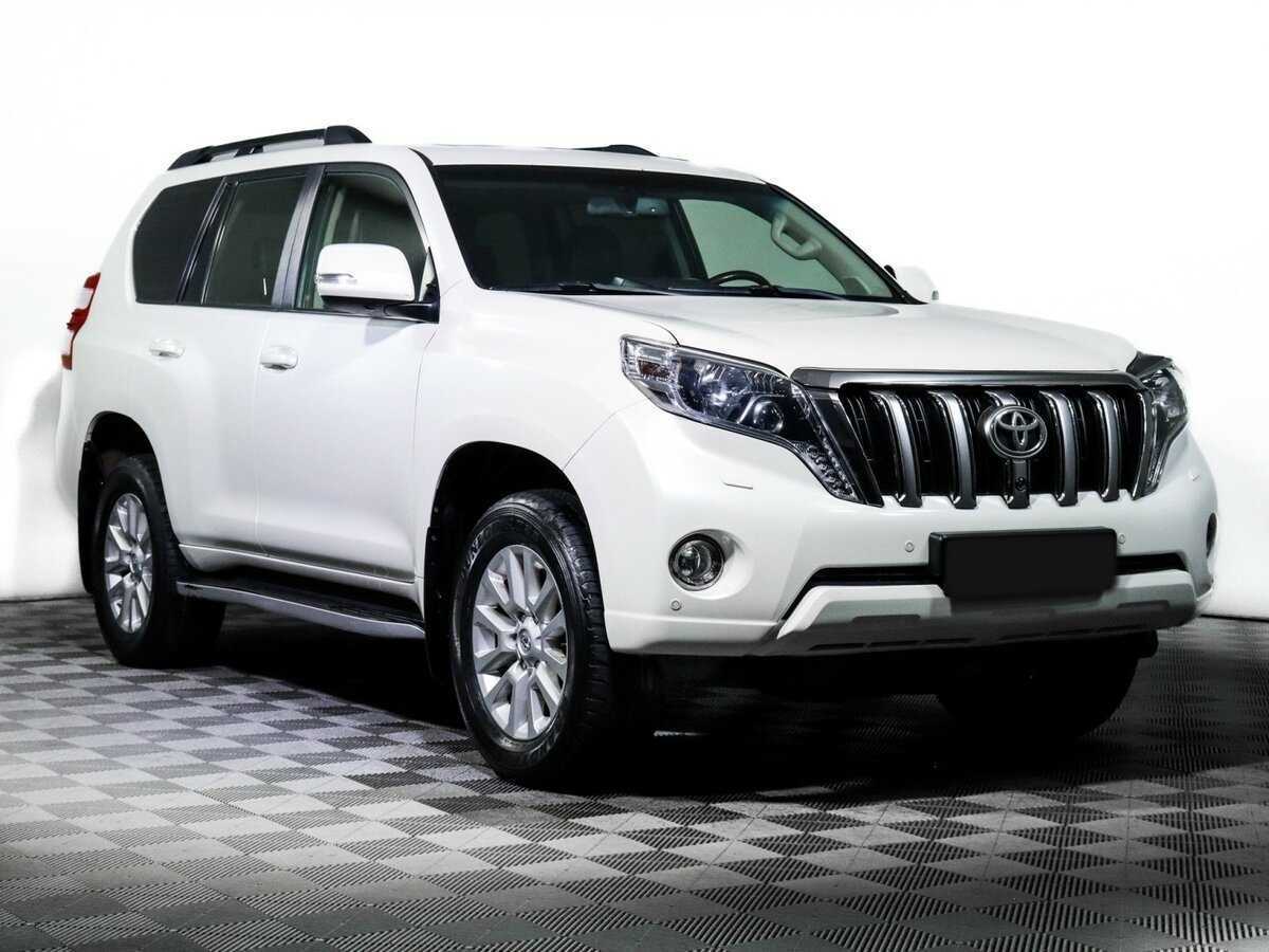 Купить Toyota Land Cruiser Prado с пробегом. Фото: #2