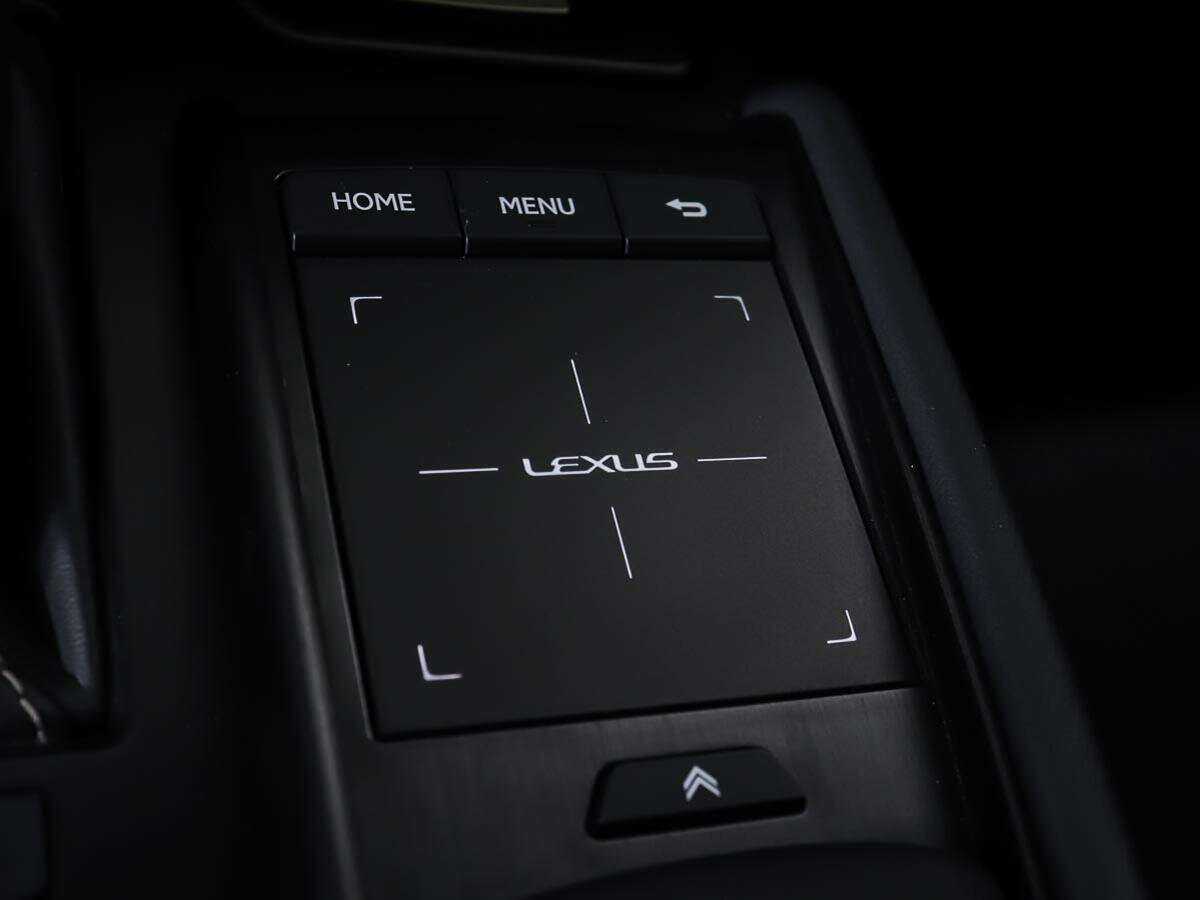 Купить Lexus ES с пробегом. Фото: #17