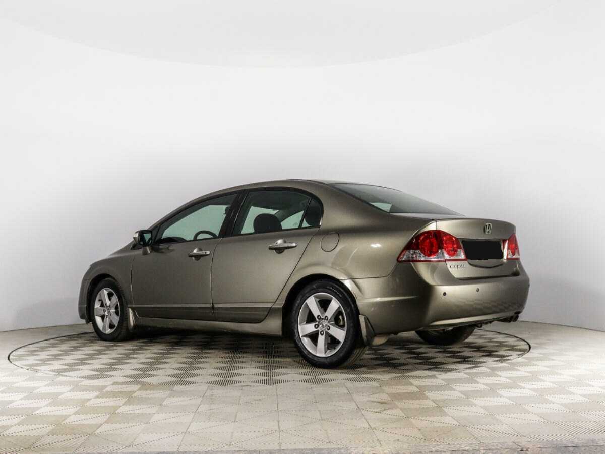Купить Honda Civic с пробегом. Фото: #4